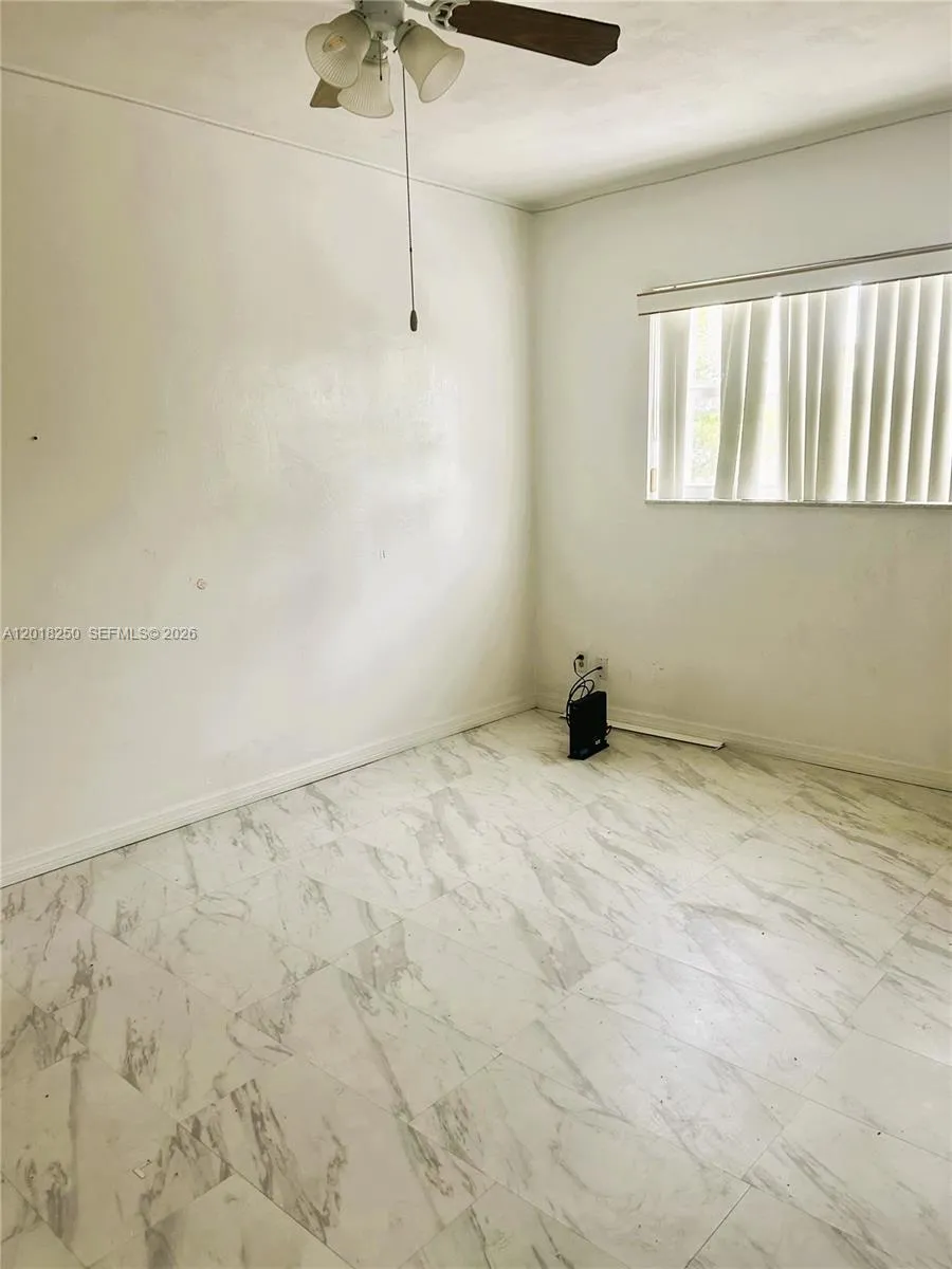 1958 Monroe St # 209, Hollywood FL 33020