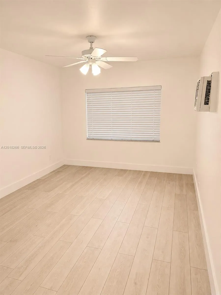 7537 Buccaneer Ave # B, North Bay Village FL 33141