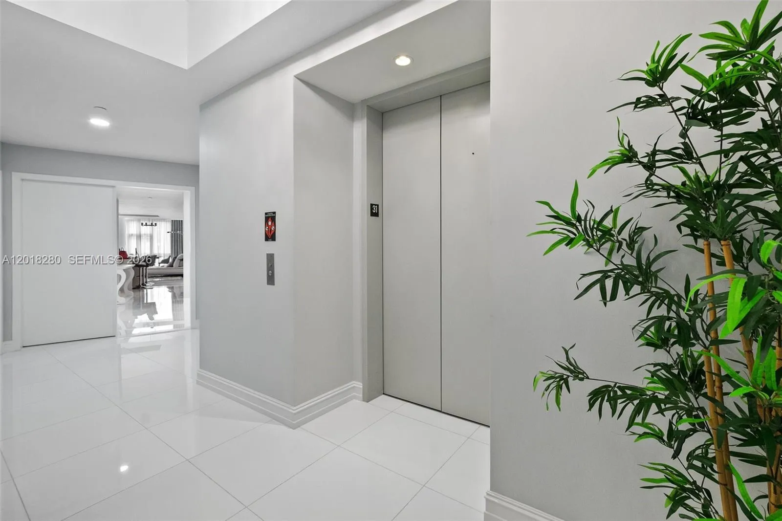 851 NE 1st Ave # 3111, Miami FL 33132