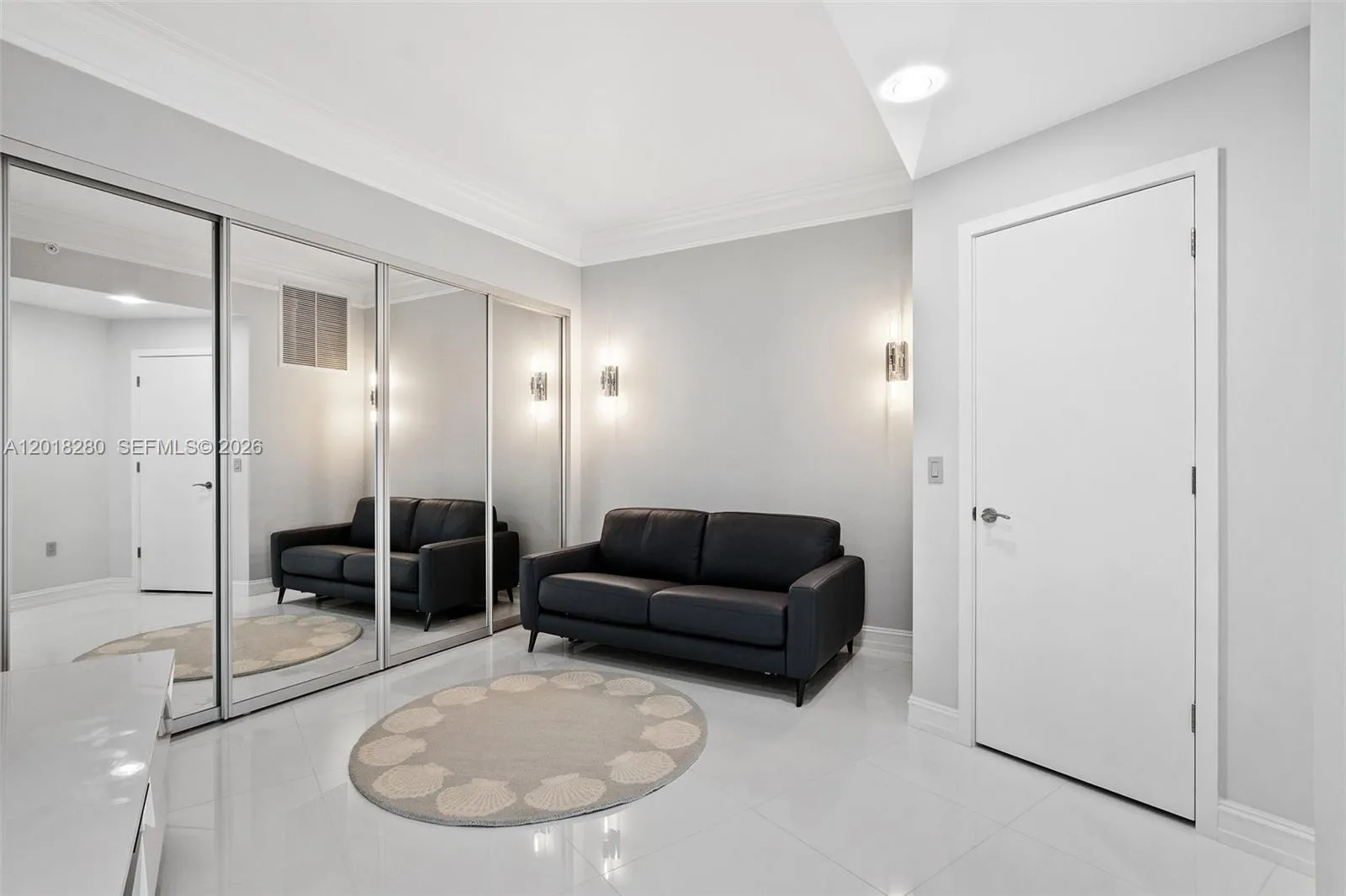851 NE 1st Ave # 3111, Miami FL 33132