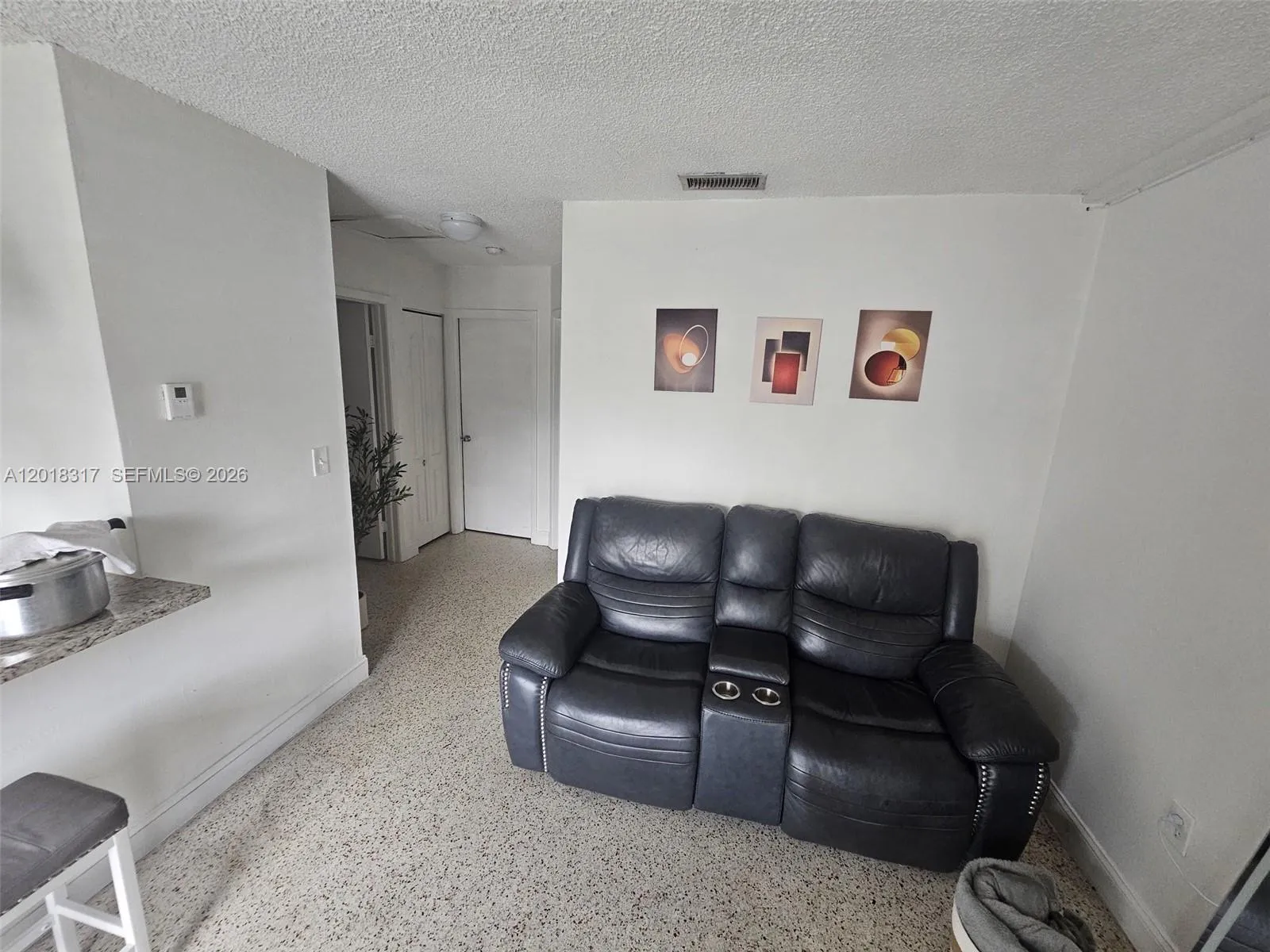 1241 NW 6th St # 6, Miami FL 33125