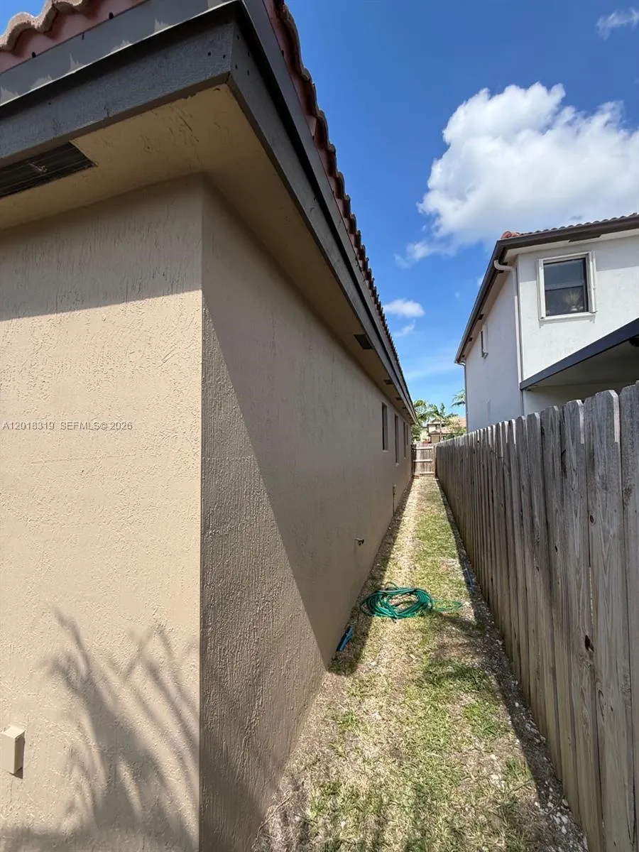 24164 SW 118th Ave, Homestead FL 33032