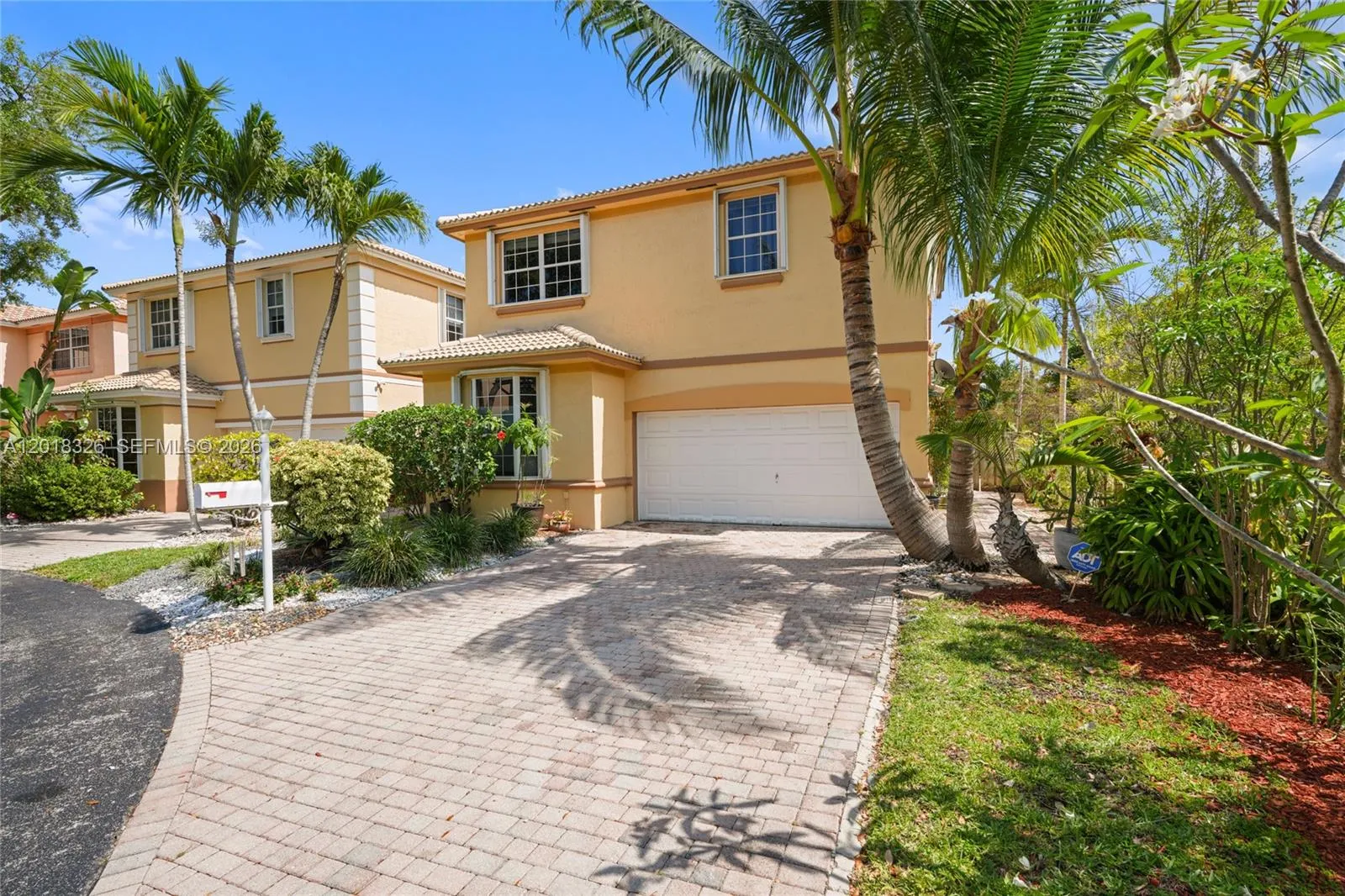 3 bedroom 2 bath for sale at 1282 Grant Ct, Hollywood FL 33019