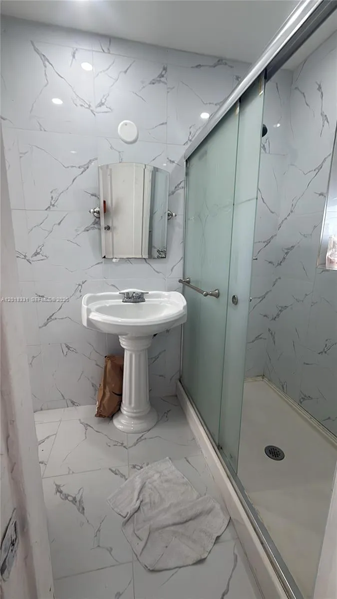 133 NW 43rd Pl # B, Miami FL 33126