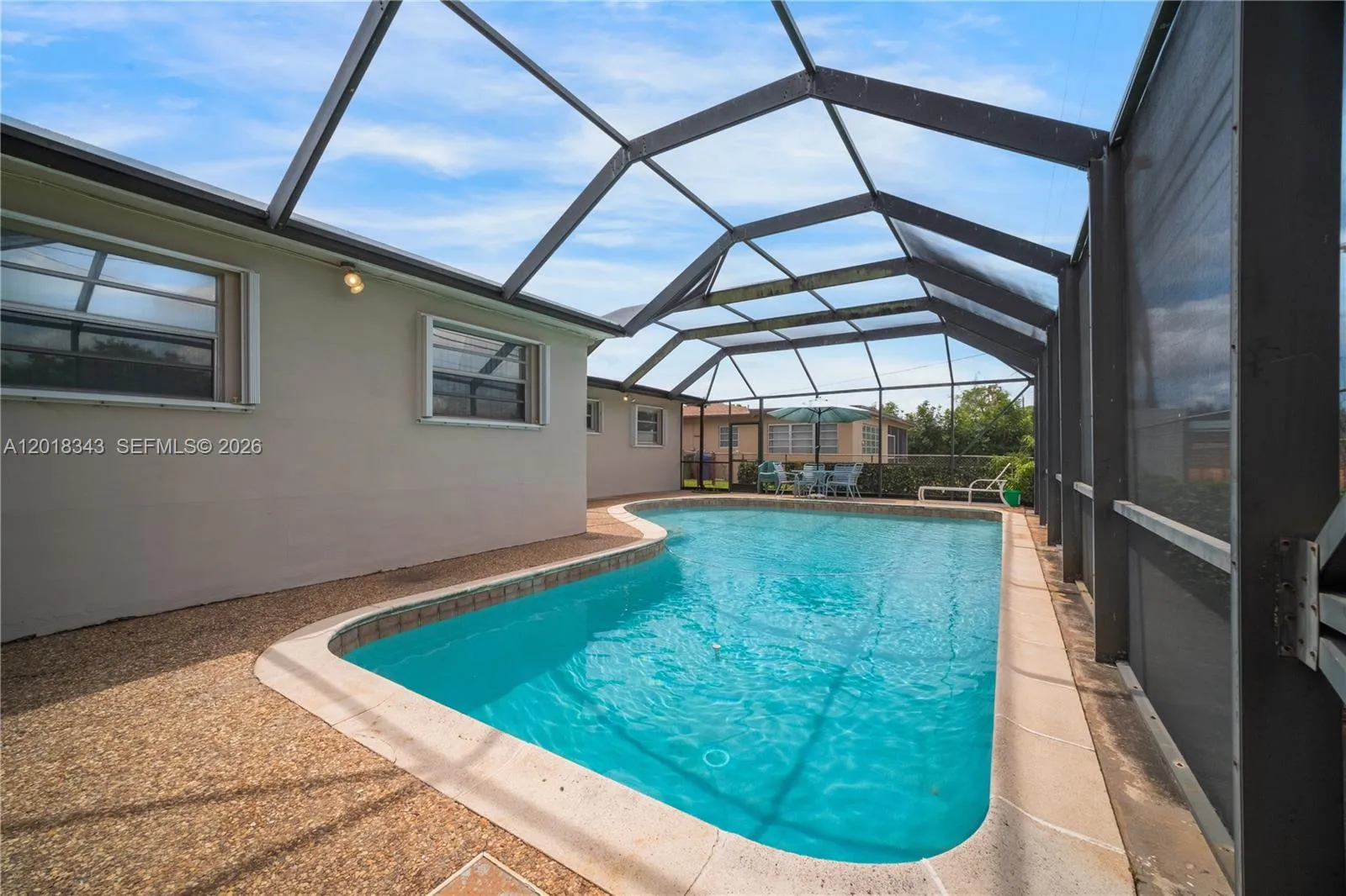 3 bedroom 2 bath for sale at 810 NW 78th Ave, Pembroke Pines FL 33024