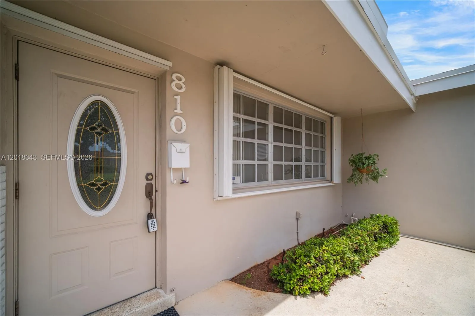 810 NW 78th Ave, Pembroke Pines FL 33024