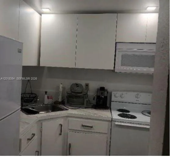 801 NW 47th Ave # 916W, Miami FL 33126