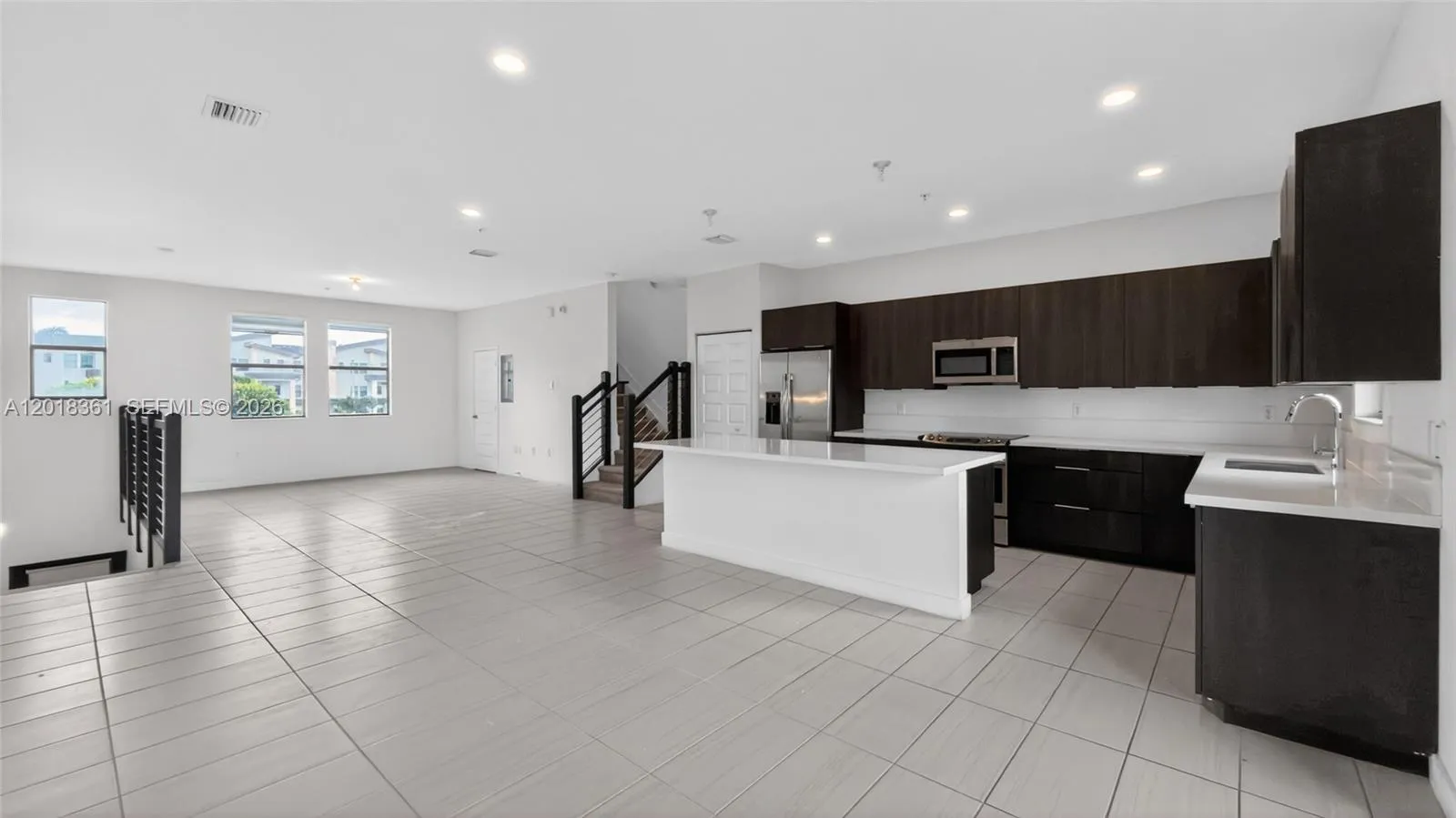 10467 NW 82nd St # 10, Doral FL 33178
