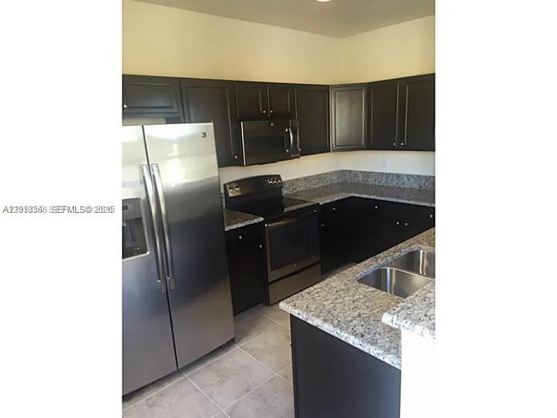 9431 SW 172nd Ave, Miami FL 33196