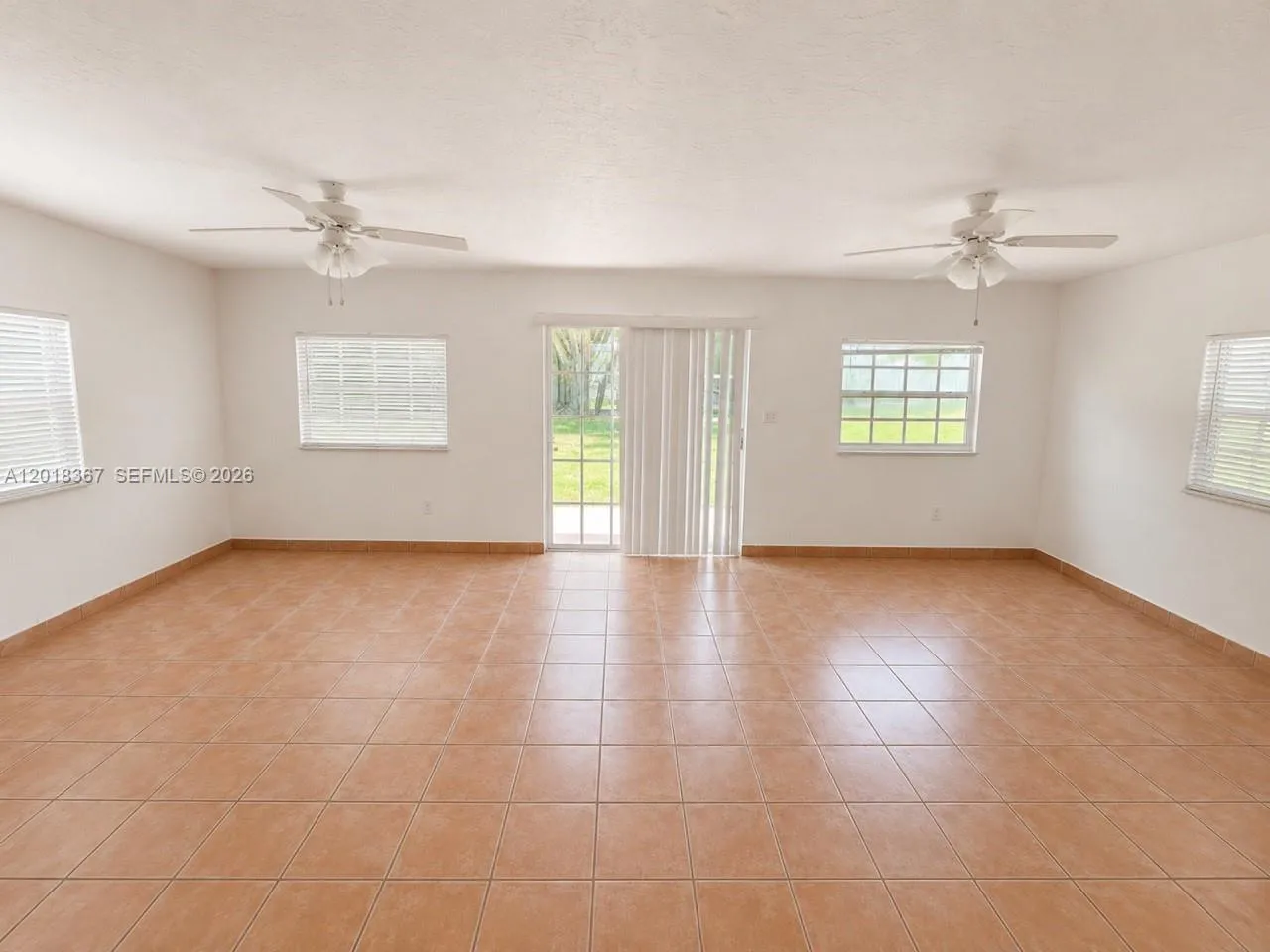 18054 SW 92nd Ct, Palmetto Bay FL 33157