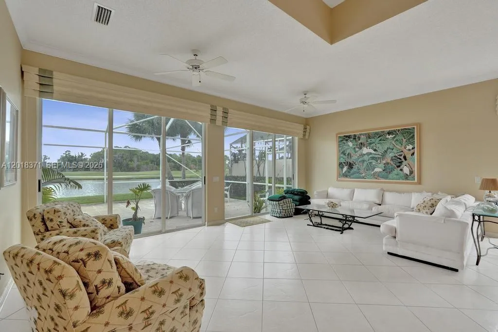 7968 SE Double Tree Dr, Hobe Sound FL 33455