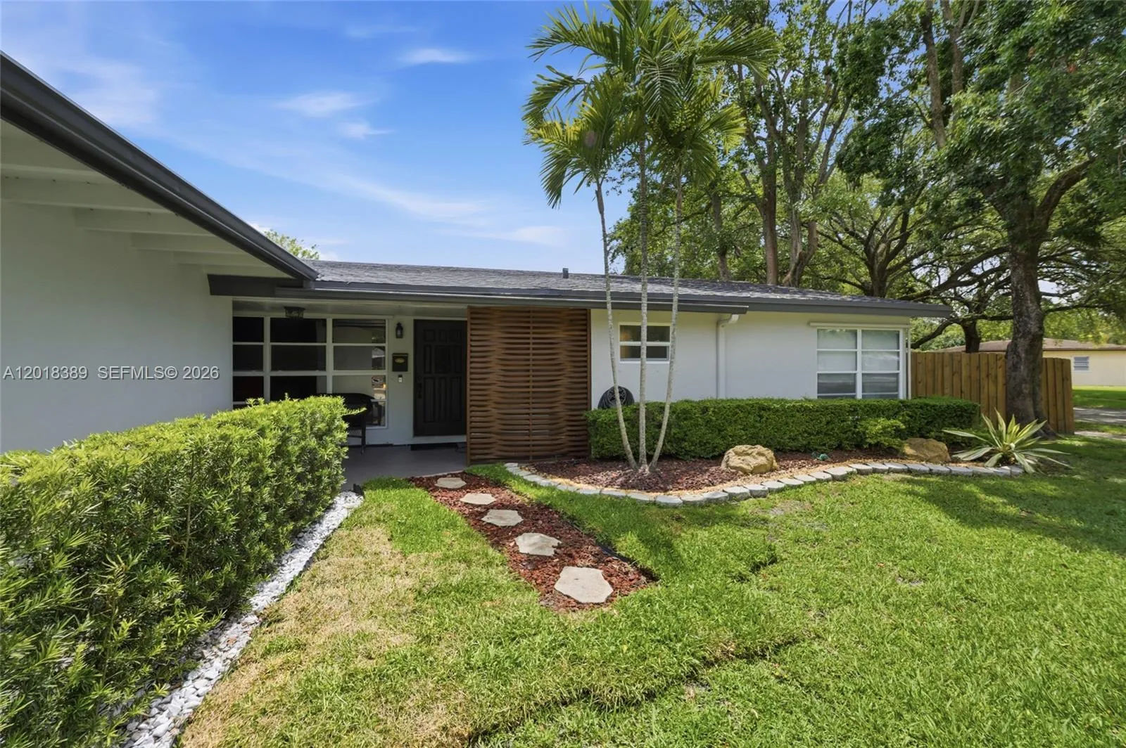 109 S 57th Ave, Hollywood FL 33023