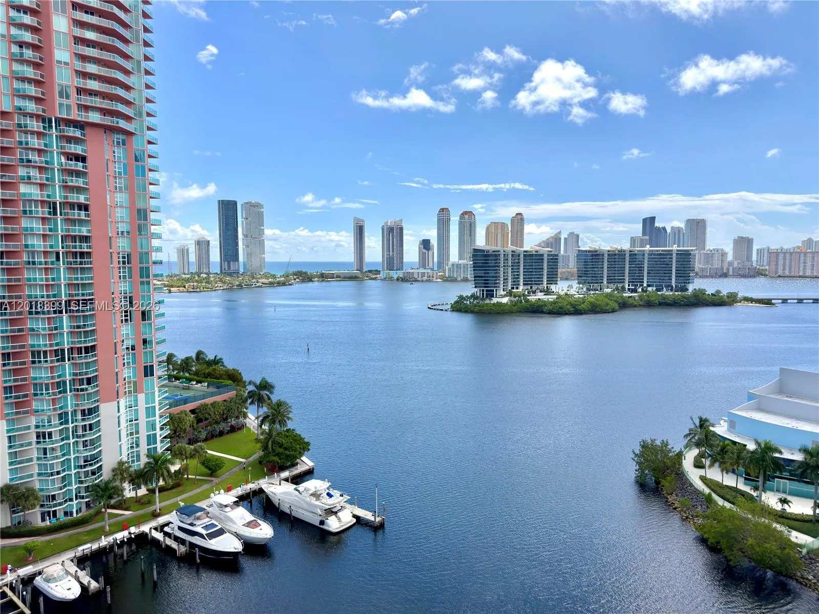 3330 NE 190th St # 1610, Aventura FL 33180
