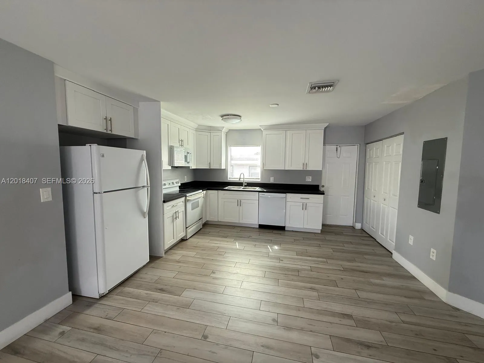 4393 Davis Rd # 2, Lake Worth FL 33461