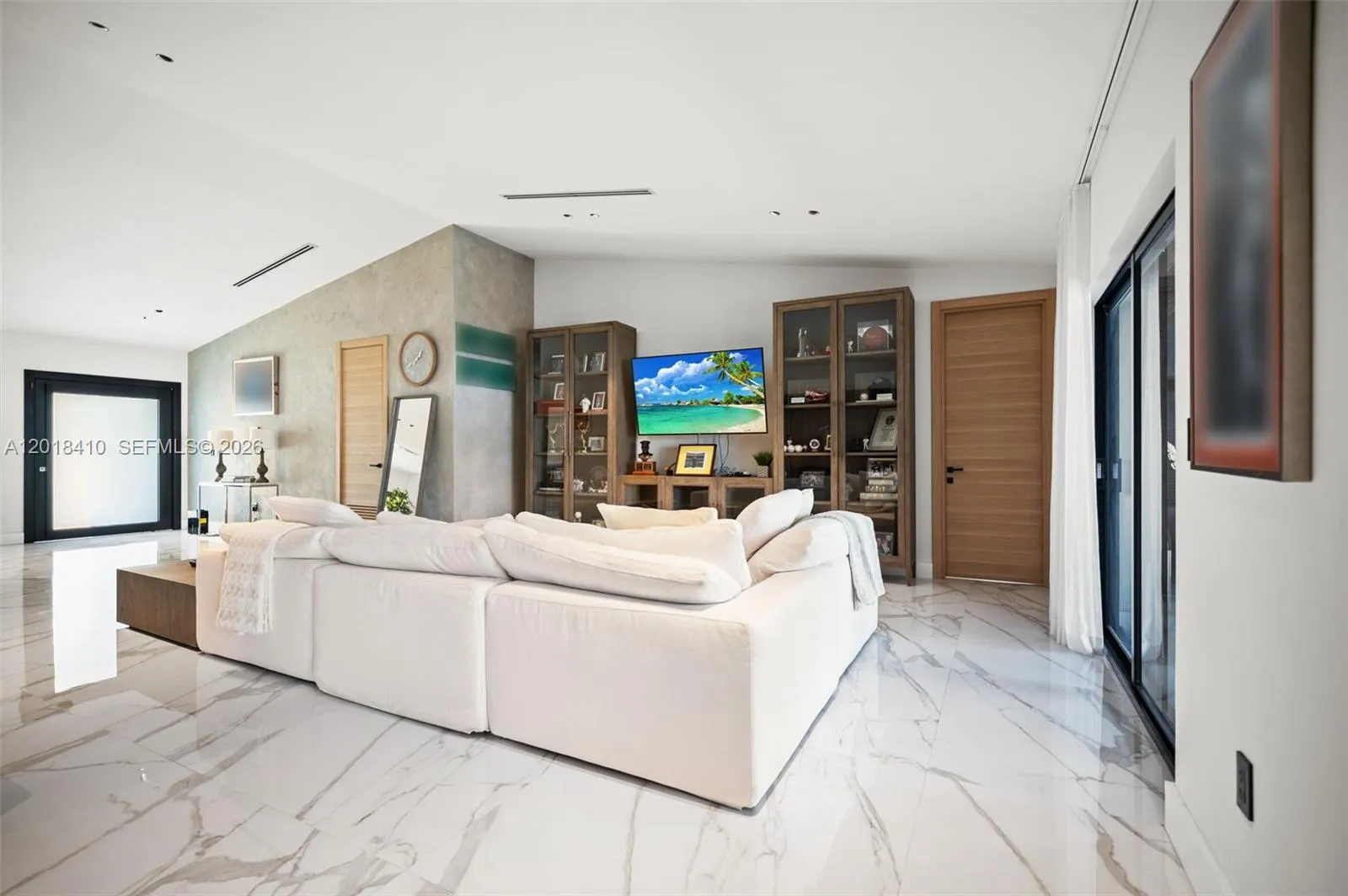 16431 NE 34th Ave, North Miami Beach FL 33160