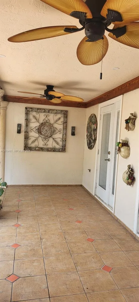 13521 SW 182nd St, Miami FL 33177