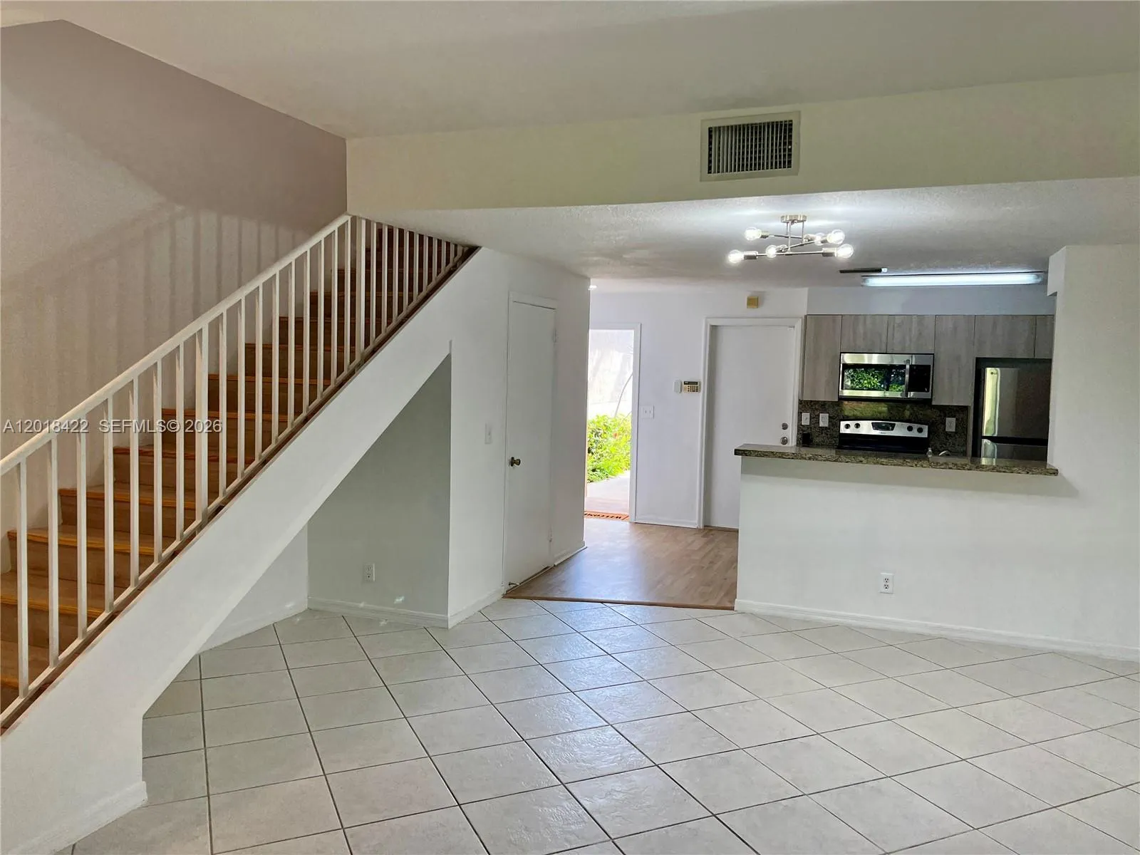 982 Sevilla Cir # 982, Weston FL 33326