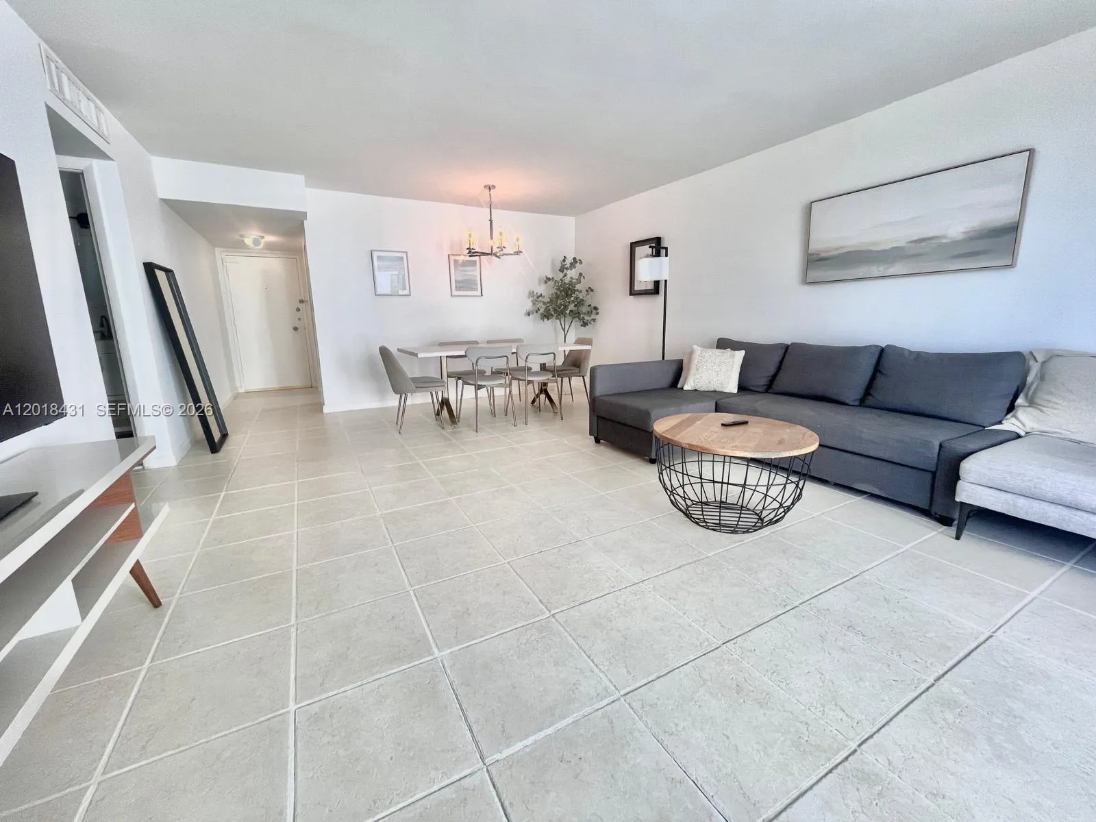 5838 Collins Ave # 2D, Miami Beach FL 33140