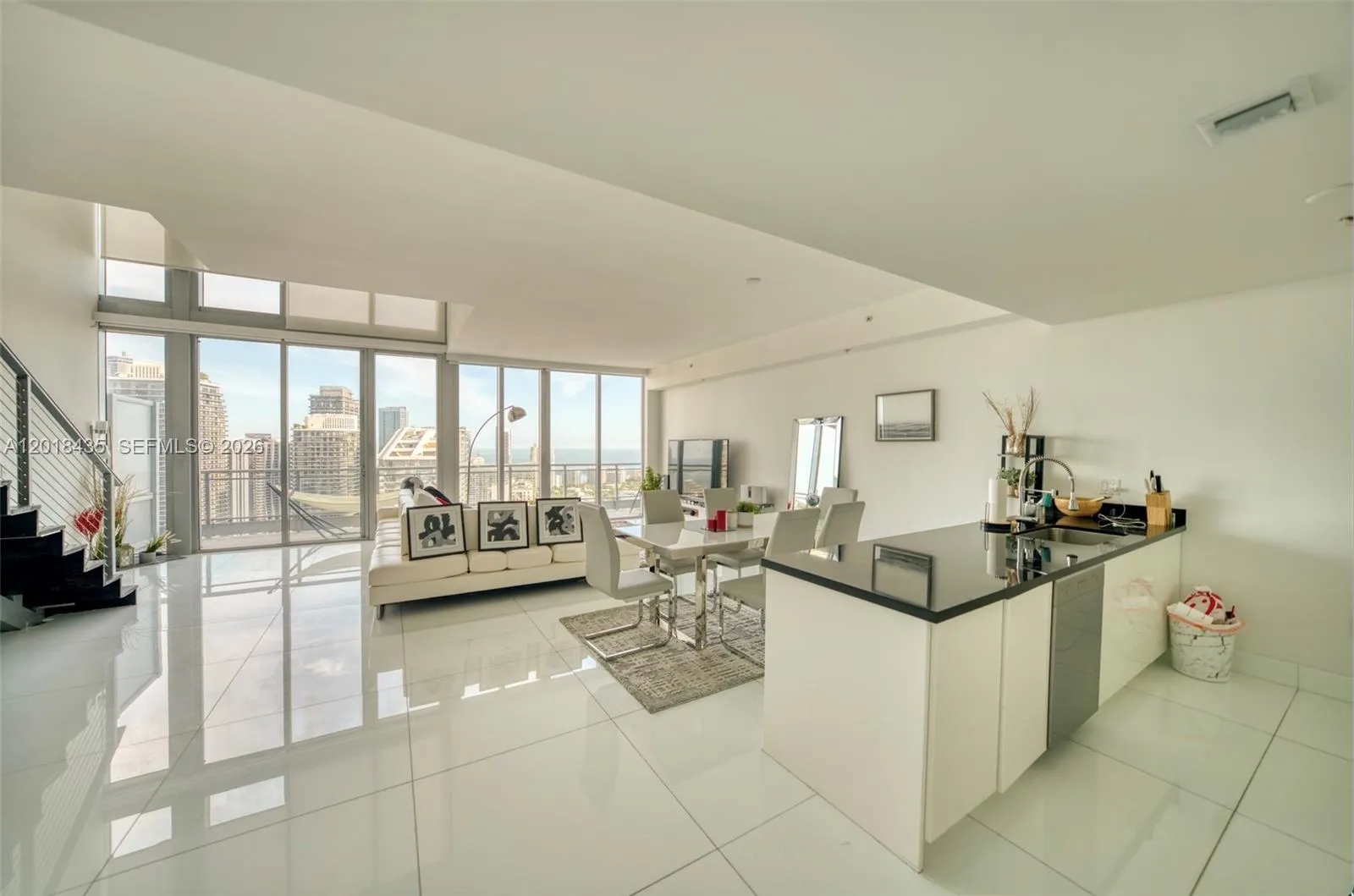 92 SW 3rd St # 5203, Miami FL 33130