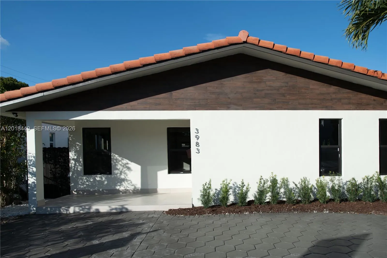 3983 SW 2nd St, Miami FL 33134