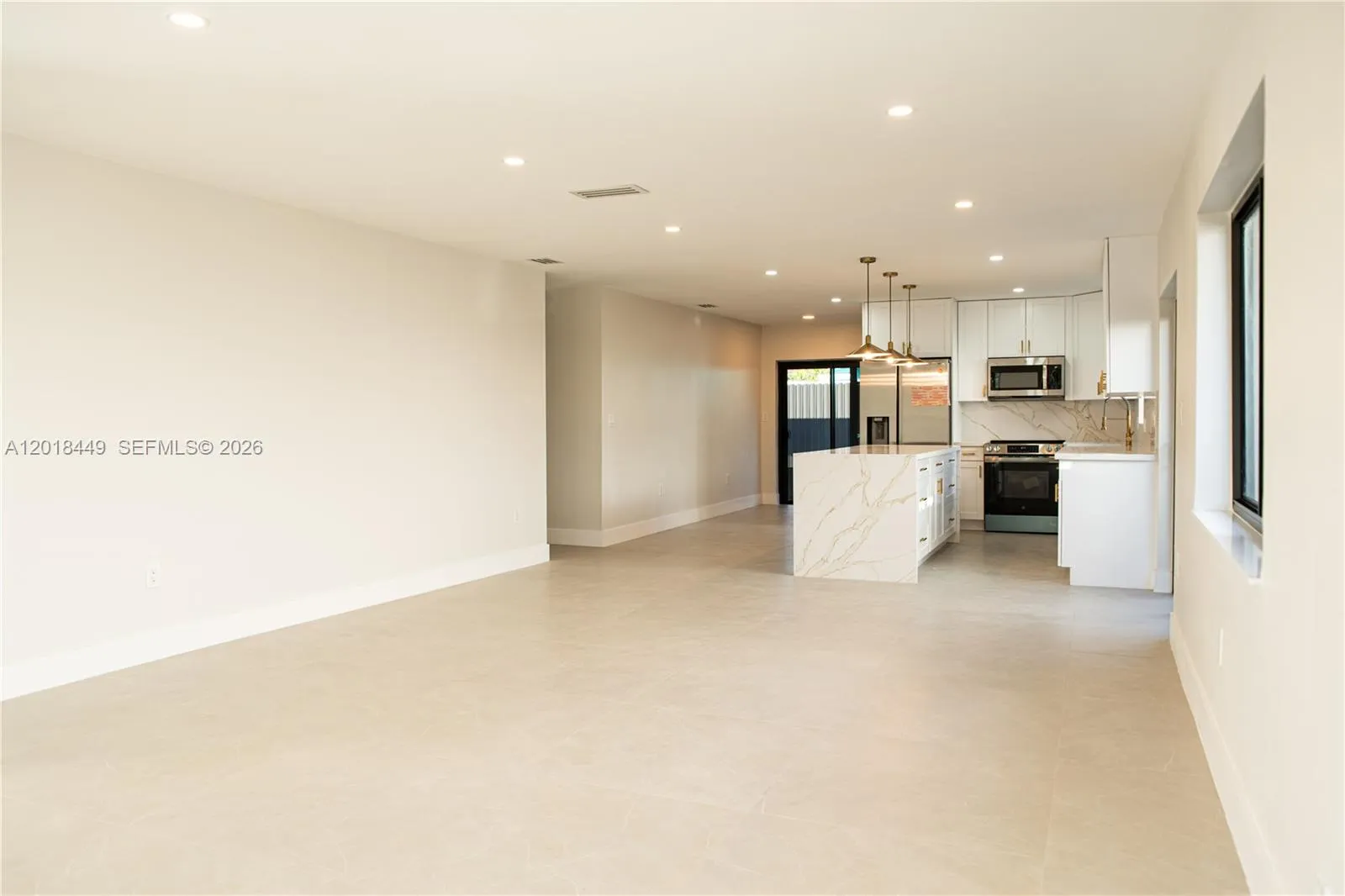 3983 SW 2nd St, Miami FL 33134