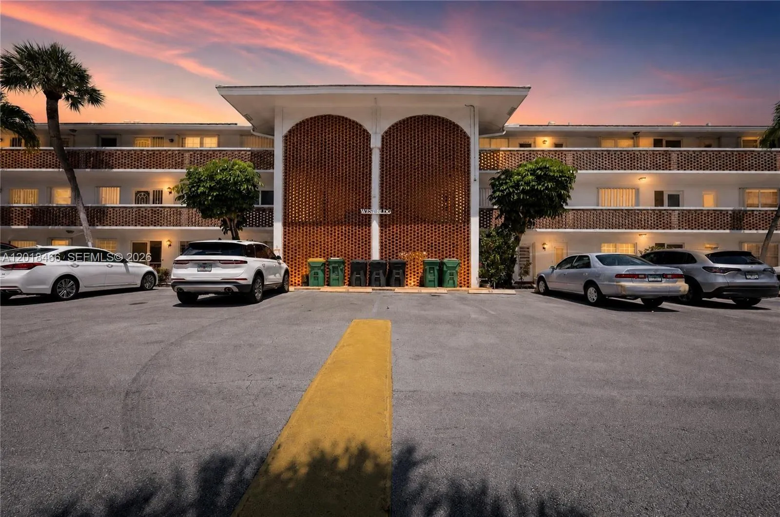 2050 NE 39th St # W112, Lighthouse Point FL 33064