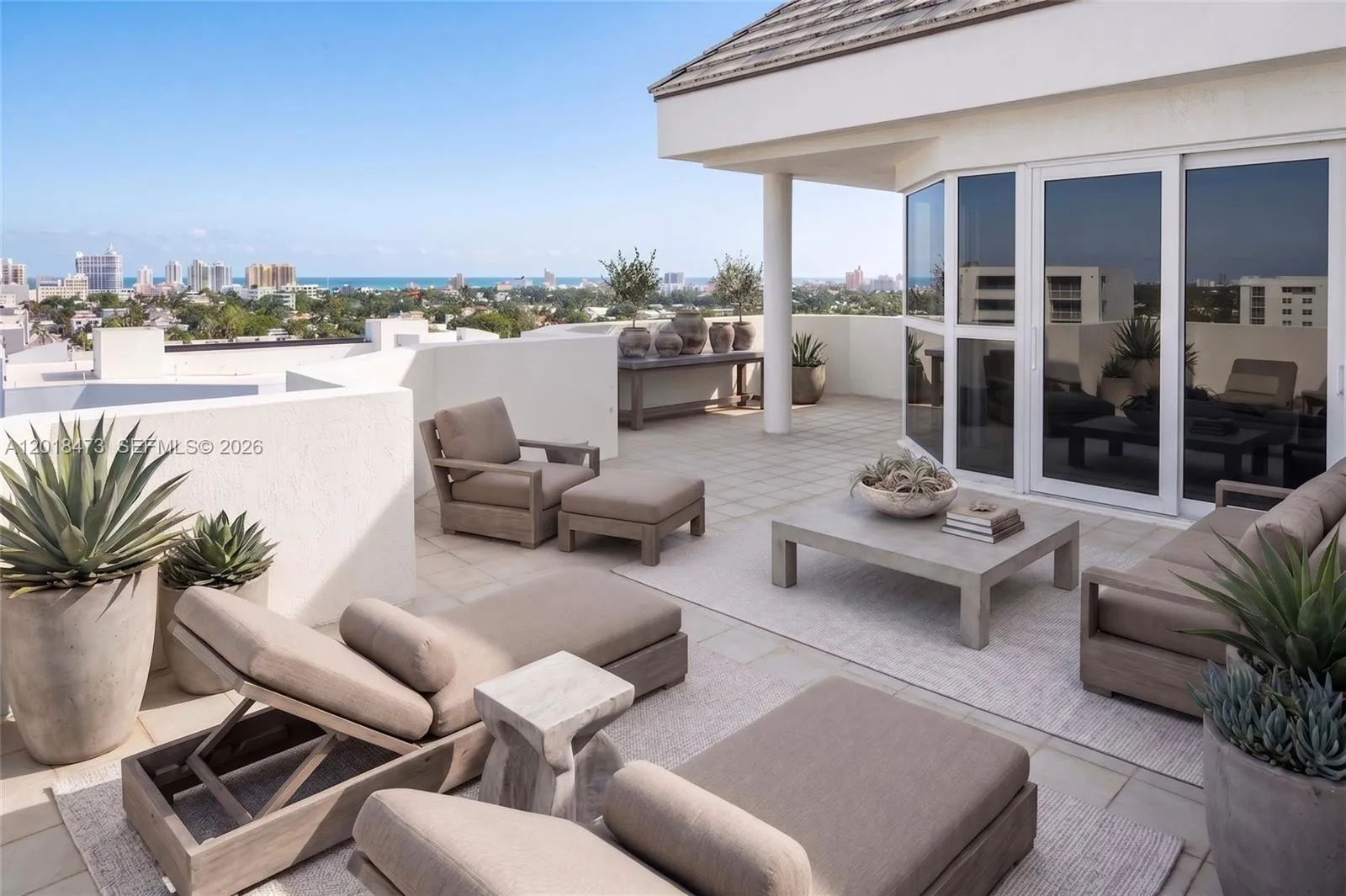 1621 Bay Rd, Miami Beach FL 33139