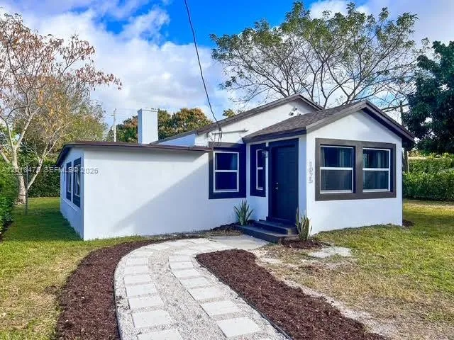 1025 NW 55th St, Miami FL 33127