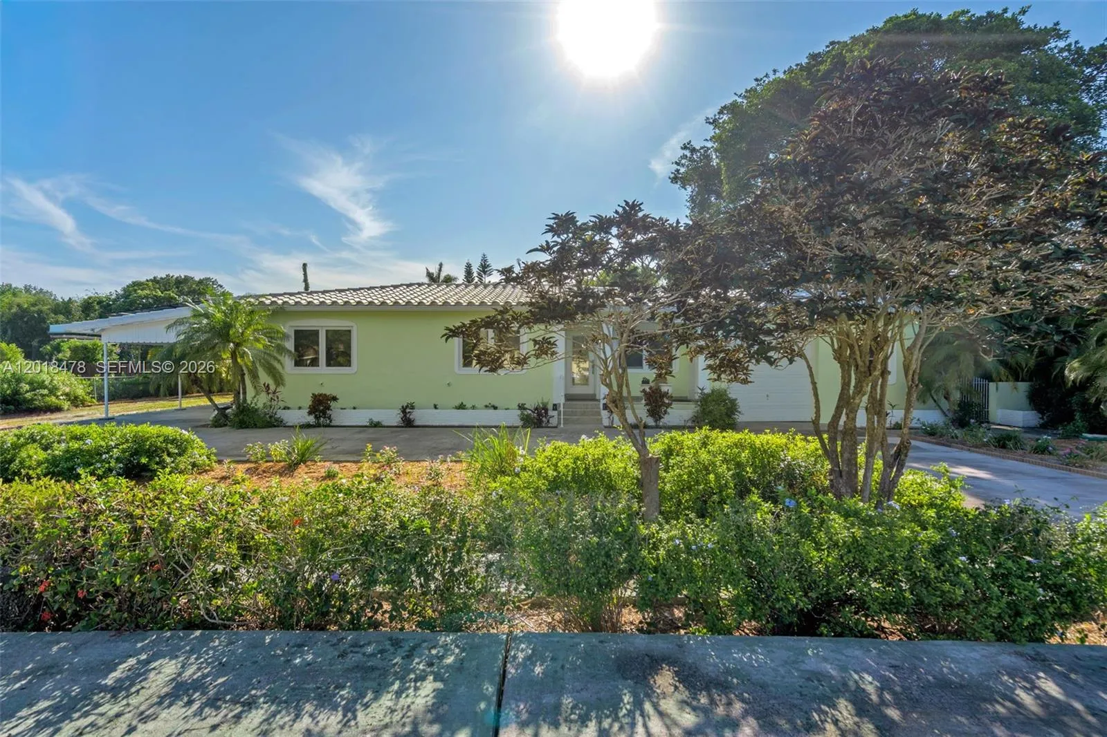 5 bedroom 4 bath for sale at 14150 NW 1st Ave, Miami FL 33168
