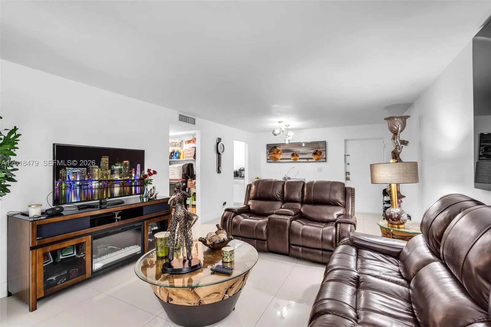 8511 NW 8th St # 309, Miami FL 33126