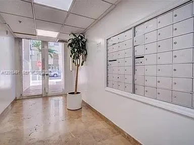 102 SW 6th Ave # 405, Miami FL 33130
