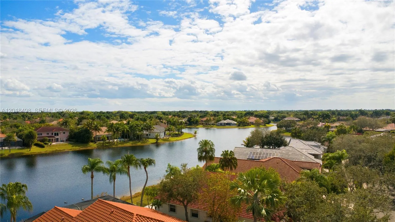 2621 Oakbrook Ln, Weston FL 33332