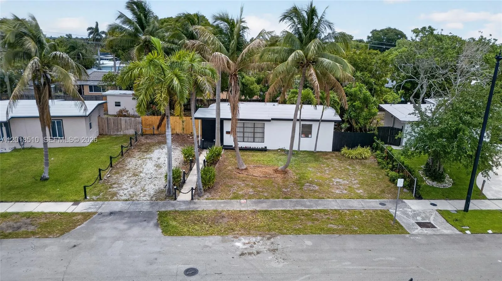 4130 NE 17th Ave, Pompano Beach FL 33064