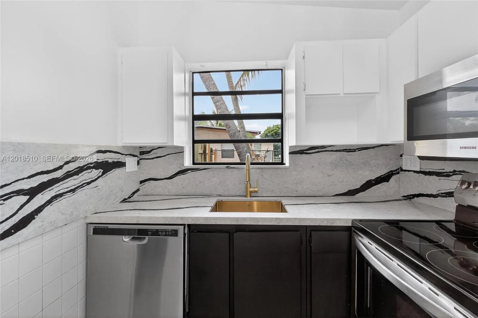 4130 NE 17th Ave, Pompano Beach FL 33064