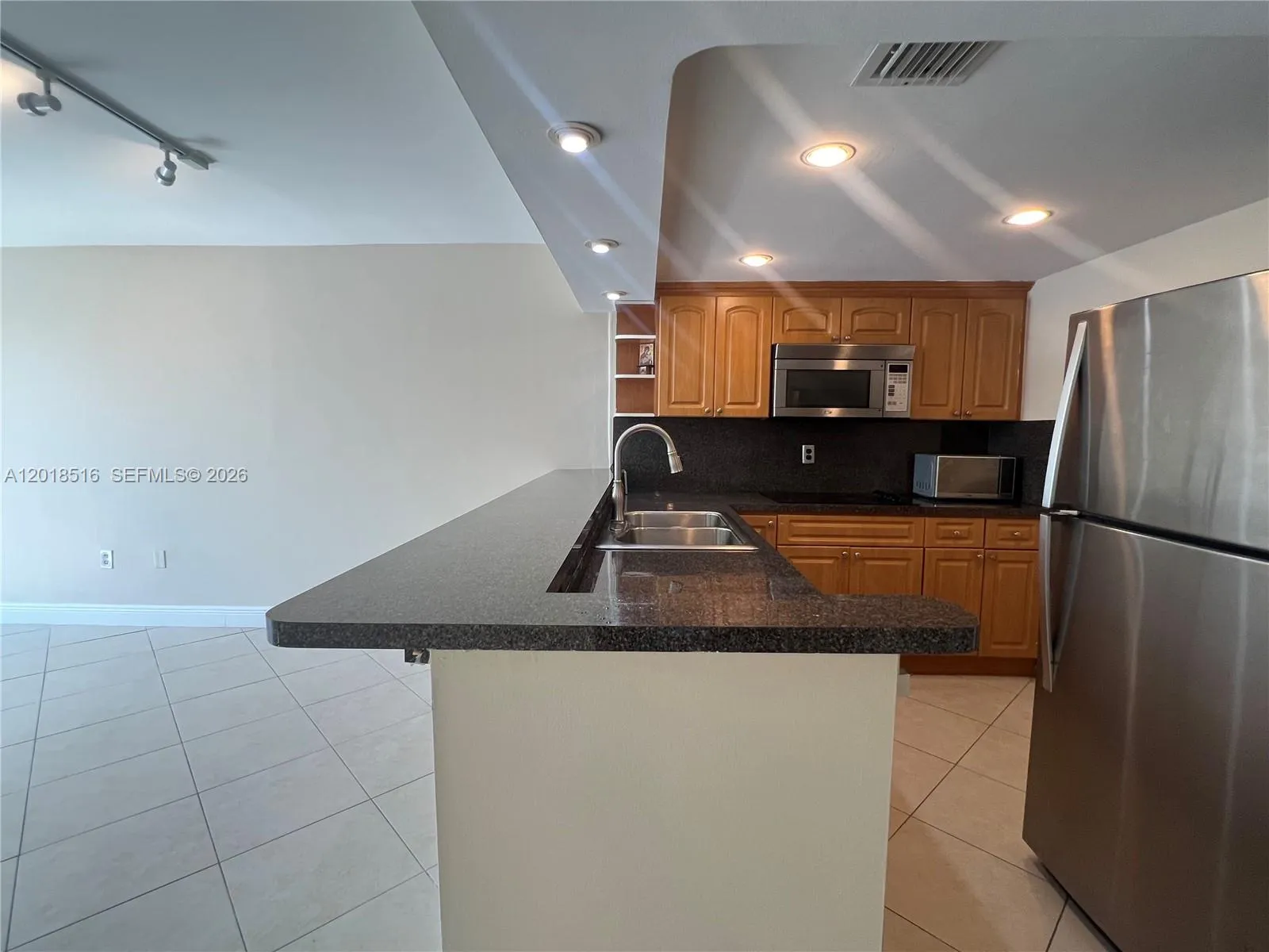 345 Ocean Dr # 305, Miami Beach FL 33139