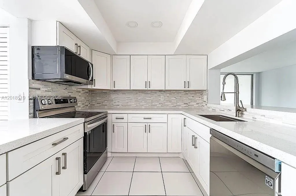 3 bedroom 2 bath for sale at 1931 Sabal Palm Dr # 301, Davie FL 33324