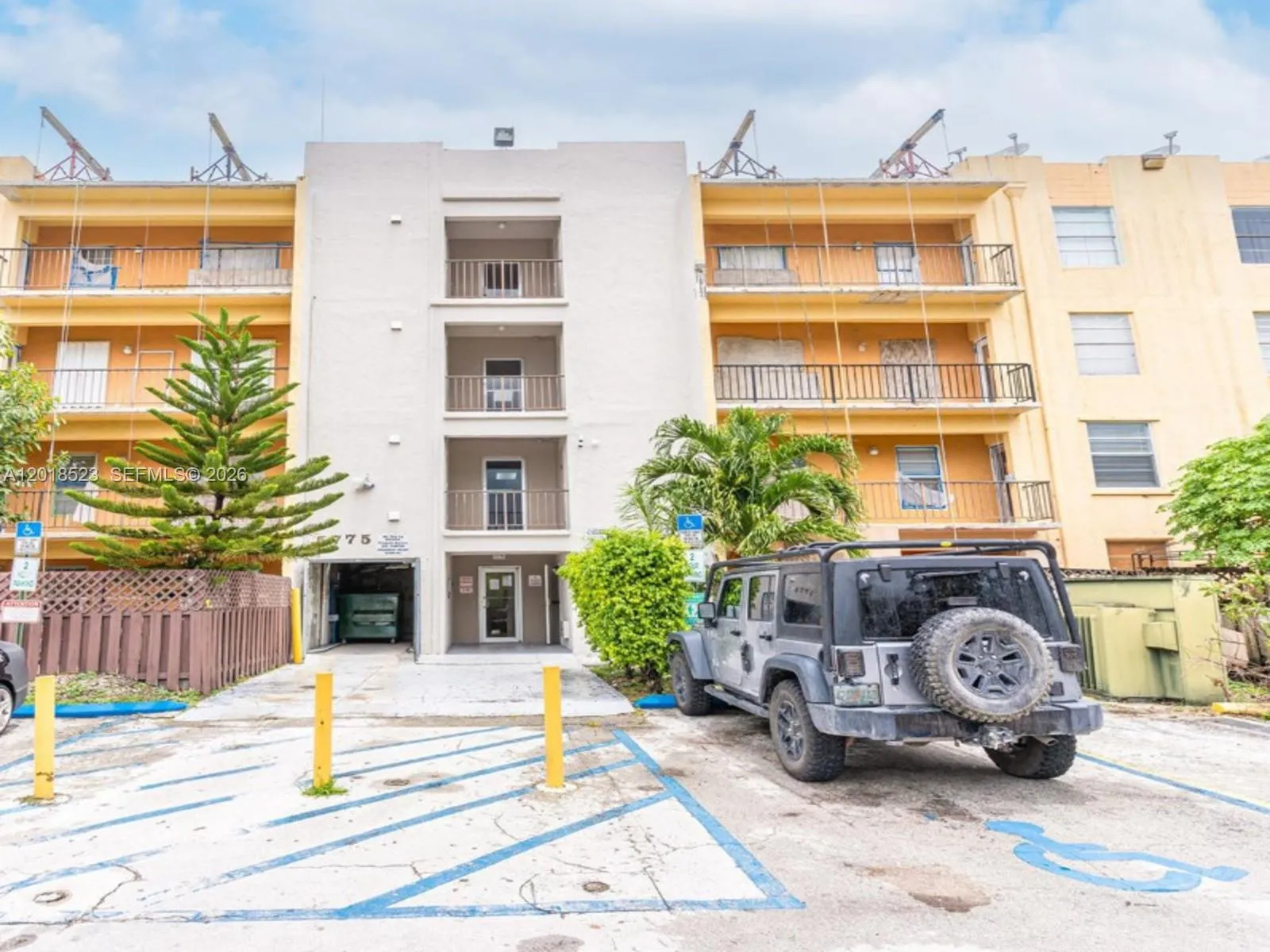 5775 W 20th Ave # 404, Hialeah FL 33012