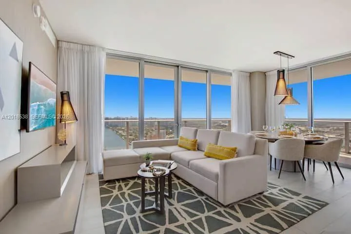 3 bedroom 2 bath for sale at 4010 S Ocean Dr # R2708, Hollywood FL 33019