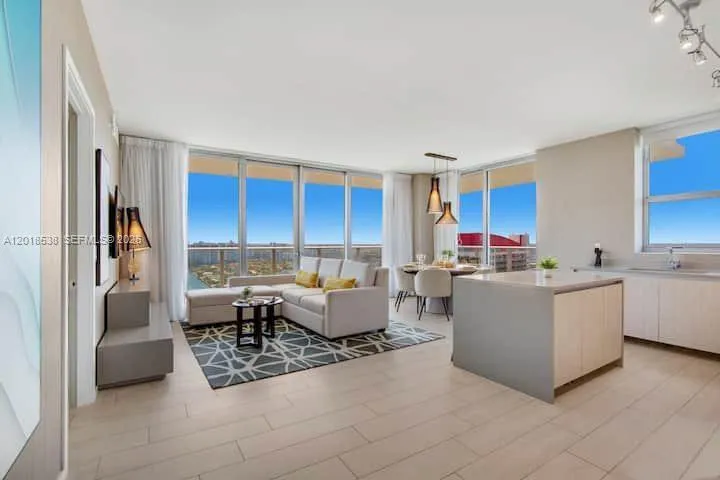 4010 S Ocean Dr # R2708, Hollywood FL 33019