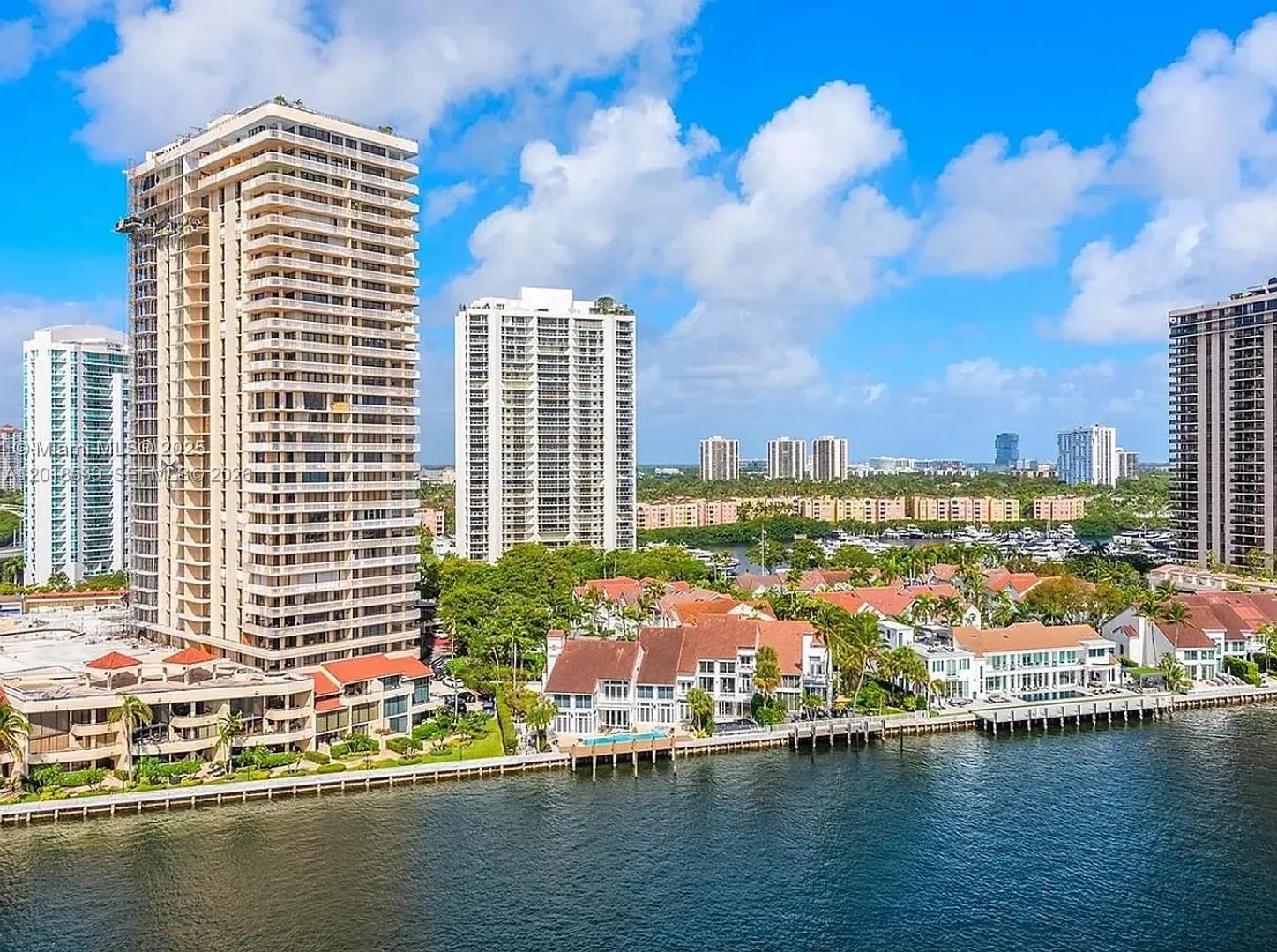 19390 Collins Ave # 1519, Sunny Isles Beach FL 33160