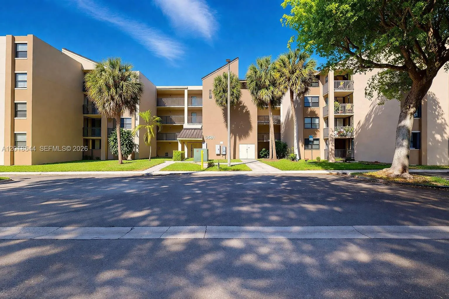 3581 SW 117th Ave # 308, Miami FL 33175