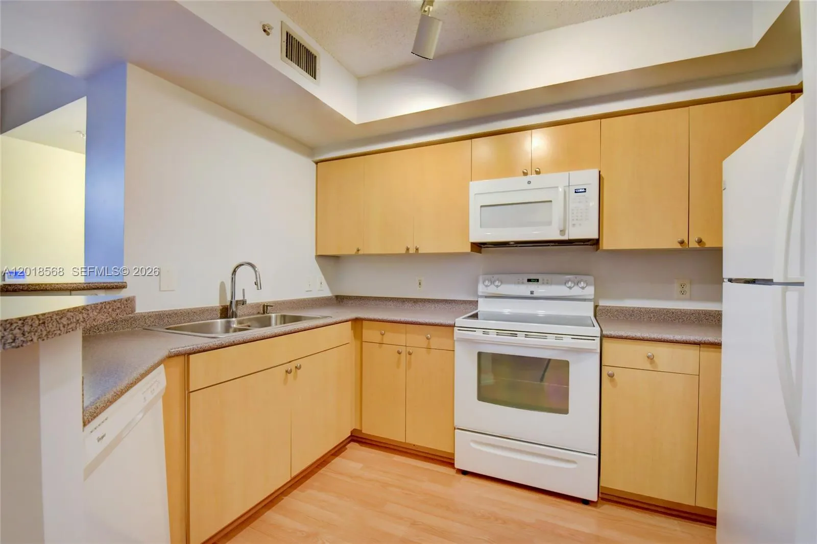1919 Van Buren St # 311A, Hollywood FL 33020