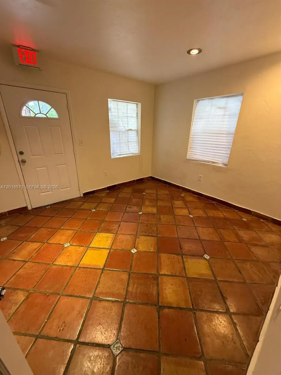 2916 SW 27th Ave # 1, Miami FL 33133