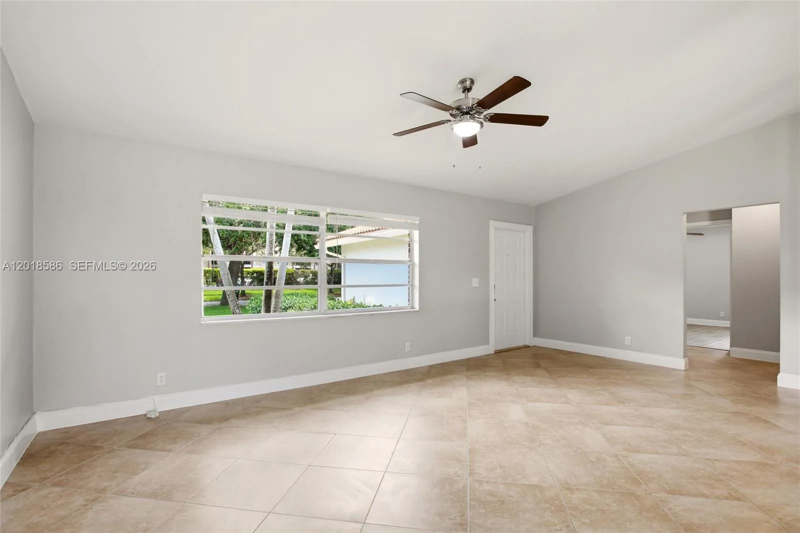 827 NW 87th Ave, Coral Springs FL 33071