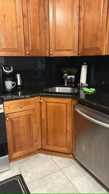 440 Paradise Isle Blvd # 402, Hallandale Beach FL 33009