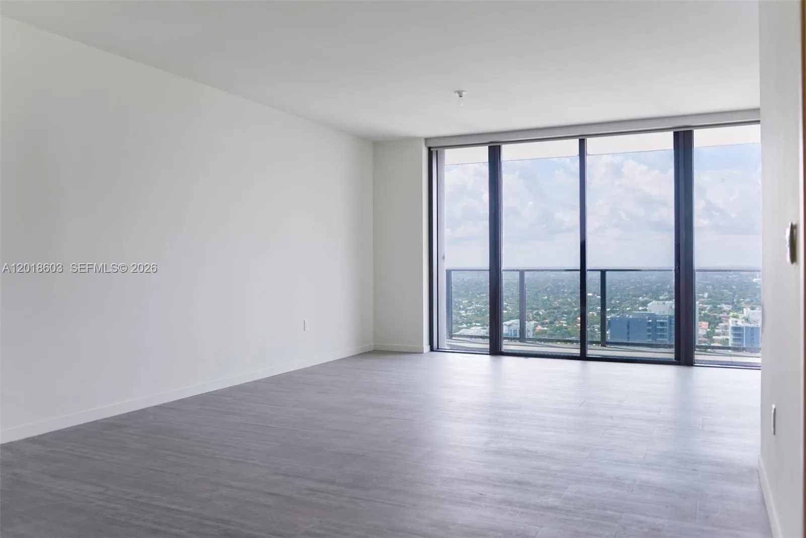 1000 Brickell Plaza # 2910, Miami FL 33131