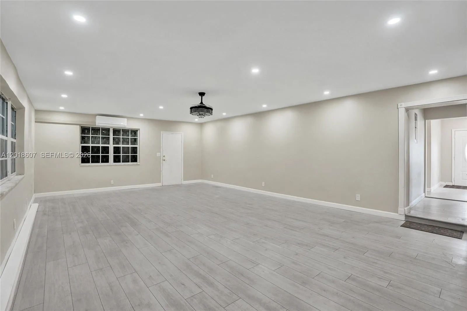 3401 NW 7th St, Lauderhill FL 33311