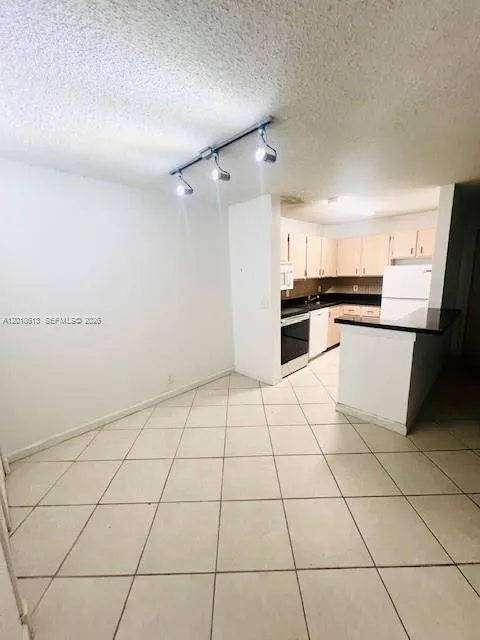 10717 Cleary Blvd # 206, Plantation FL 33324