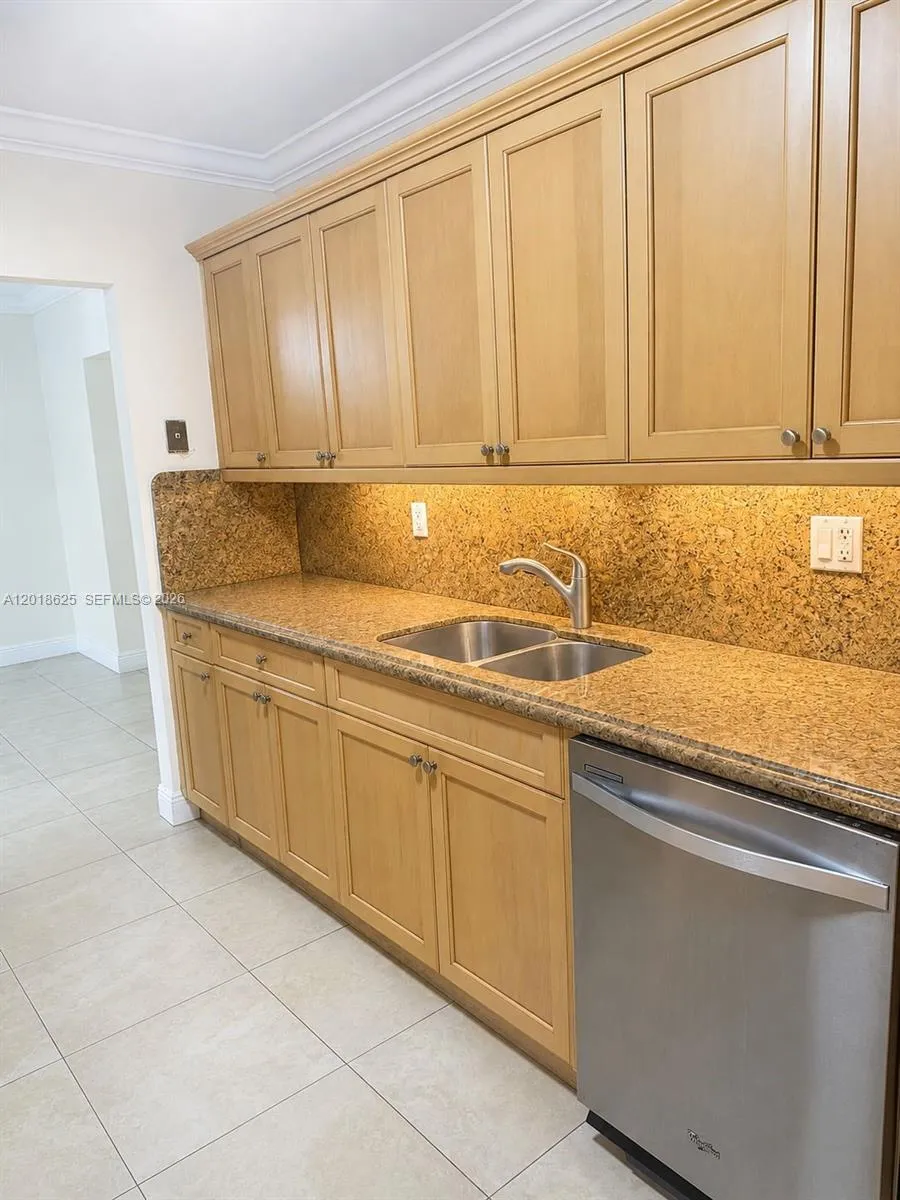 765 W 70th Pl # 765, Hialeah FL 33014