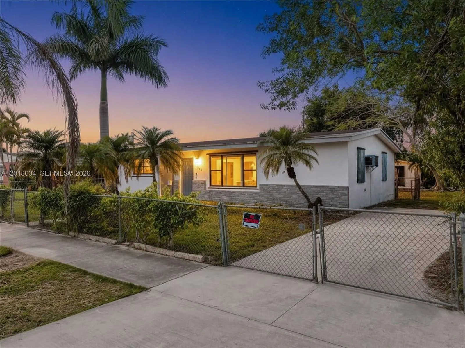1610 NW 9th Ct, Homestead FL 33030
